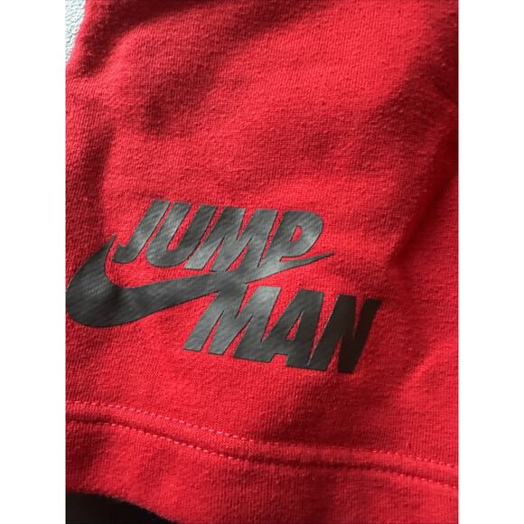 Jordan Shorts Kids Small Red Black Fleece Athletic Basketball Gym Logo Jumpman - Picture 7 of 7
